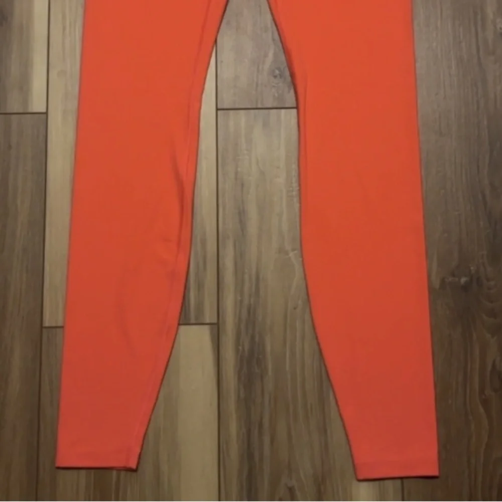 NWT All in Motion 2 piece set Women’s Small  Leggings Ultra High Rise - Picture 11 of 15